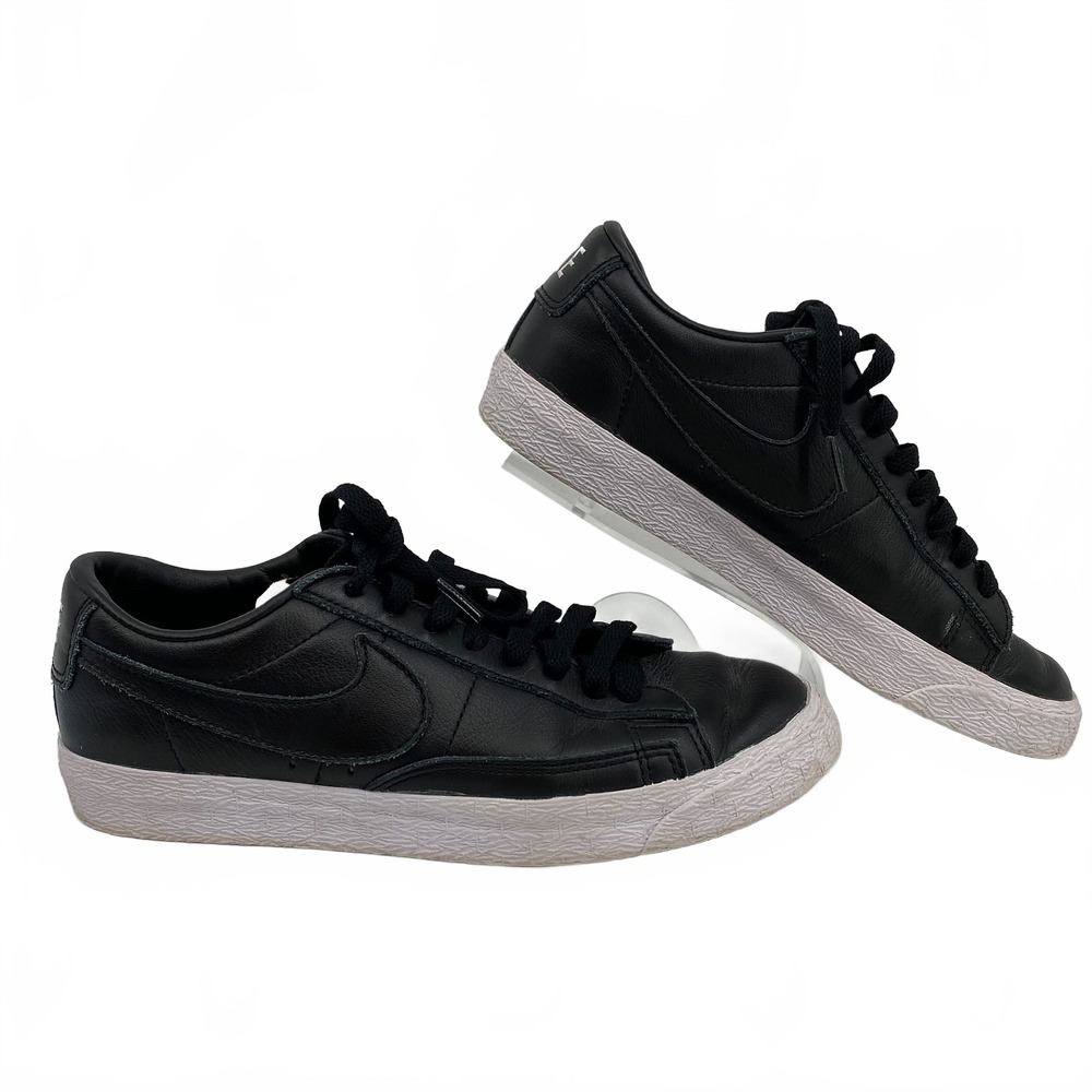 Nike Black Sneakers Blazer Low 77 | Womens 7.5